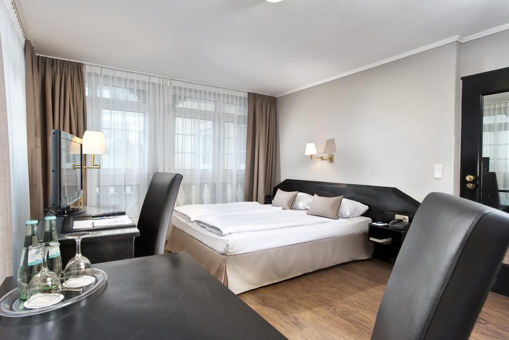 Hotel Munich North Neufahrn bei Freising Pokój zdjęcie